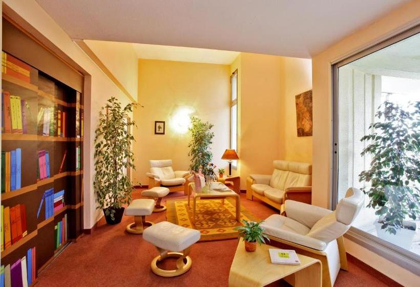 ホテル L Aquitaine   Cahors Sud