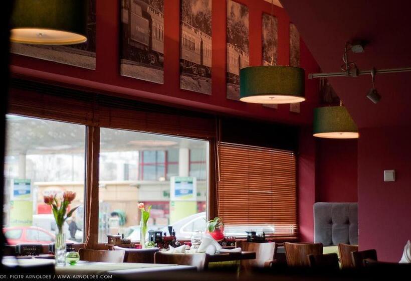 Отель Locomotiva