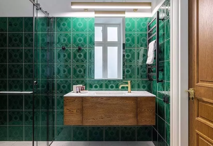 فندق On The Square