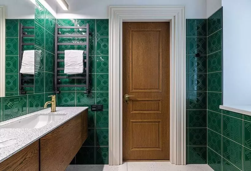 فندق On The Square