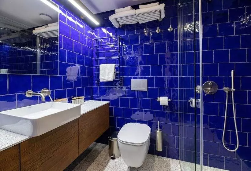 فندق On The Square