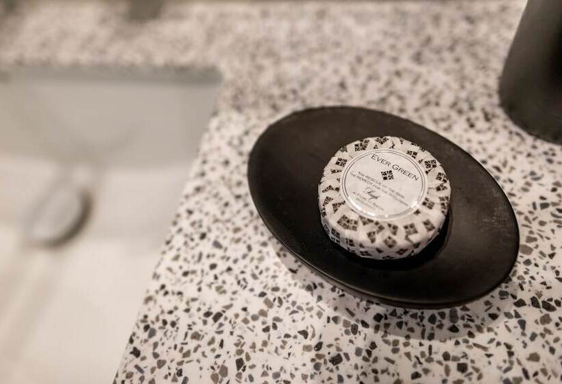 فندق On The Square