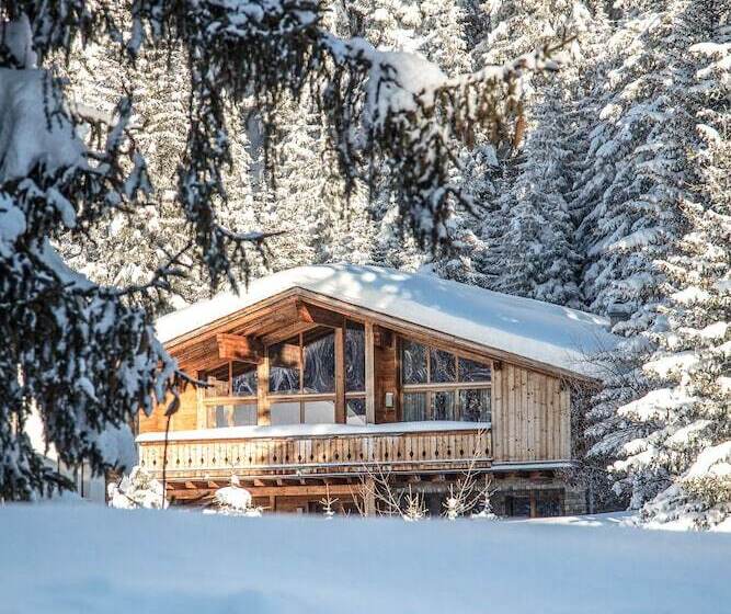 Otel Priva Alpine Lodge Lenzerheide