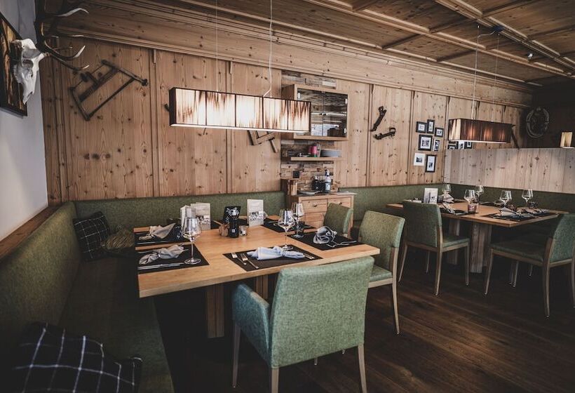 Otel Priva Alpine Lodge Lenzerheide