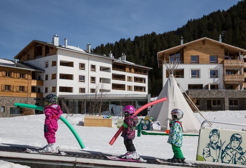 Otel Priva Alpine Lodge Lenzerheide