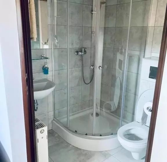 酒店 Restauracja Ibiza