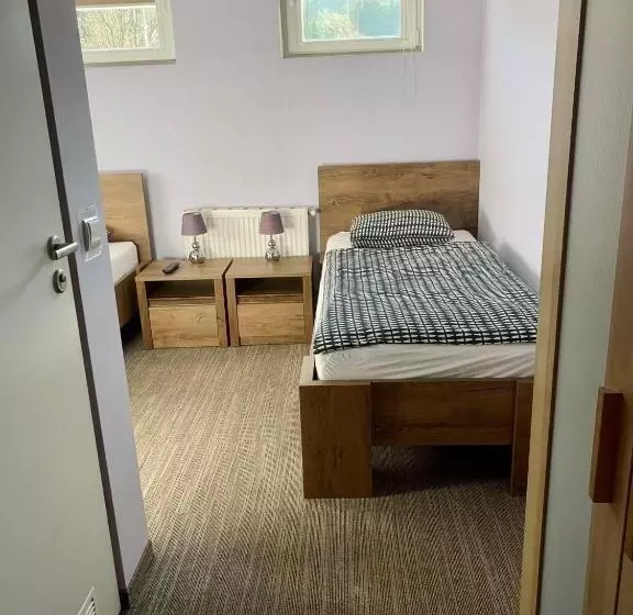 酒店 Restauracja Ibiza