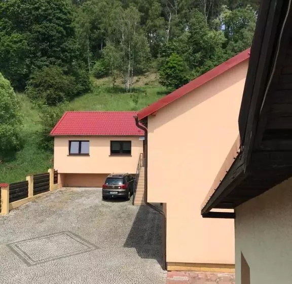 酒店 Restauracja Ibiza