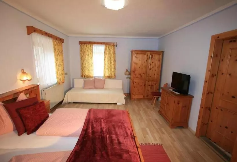 Отель Stadlwirt