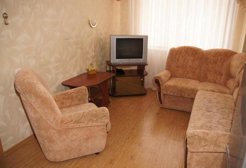 בית מלון כפרי Universitetskaya