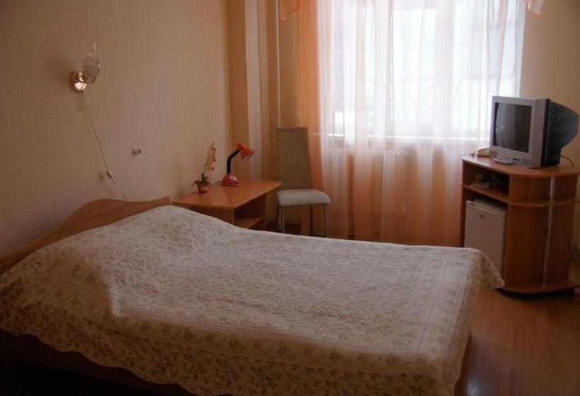 בית מלון כפרי Universitetskaya