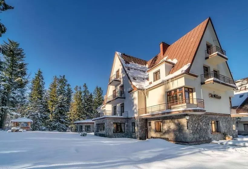 Hotel Zespół Dolina Białego Willa Pan Tadeusz