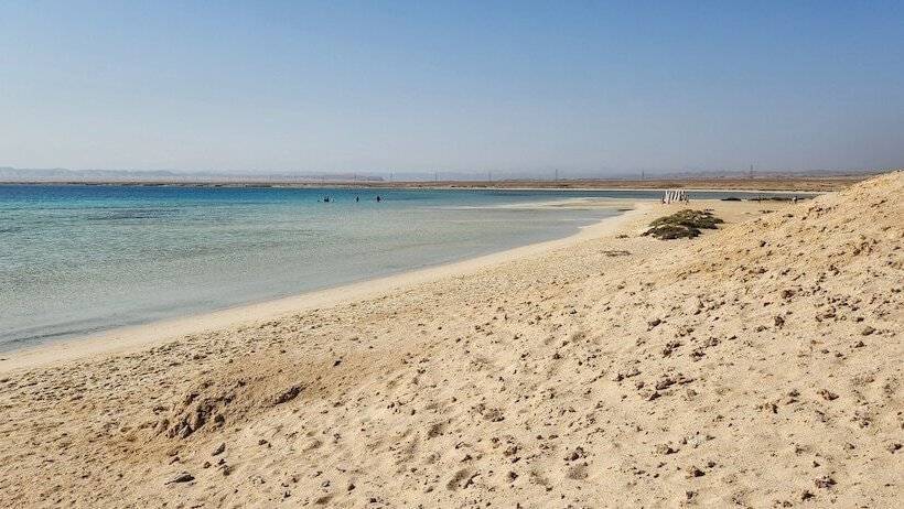 پانسیون Rayhana Guest House