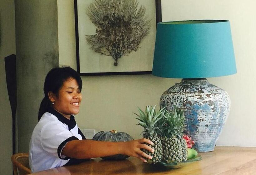 膳宿费 Adila Bali