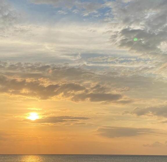 Pansiyon The Sandy House Khaolak