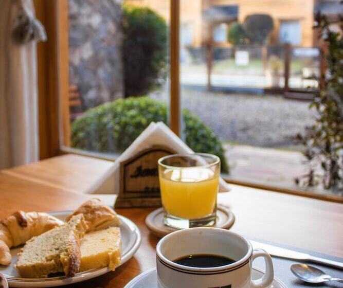 Herberge Hosteria Y Cabañas Posada Quinen