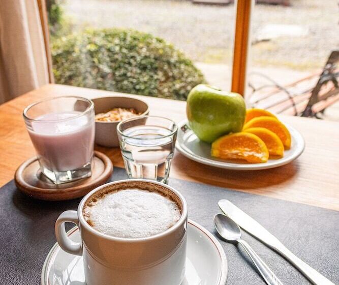 Herberge Hosteria Y Cabañas Posada Quinen