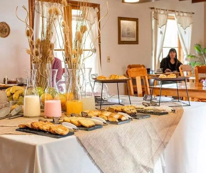 Retkeilymaja Hosteria Y Cabañas Posada Quinen