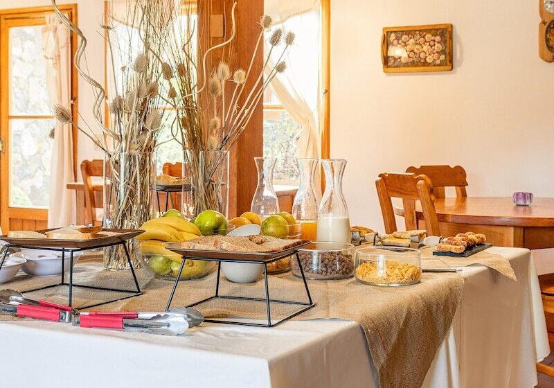 Herberge Hosteria Y Cabañas Posada Quinen