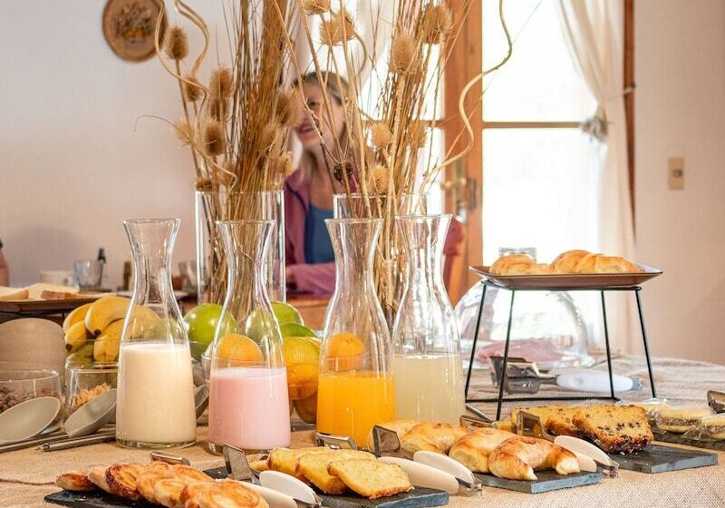 Herberge Hosteria Y Cabañas Posada Quinen