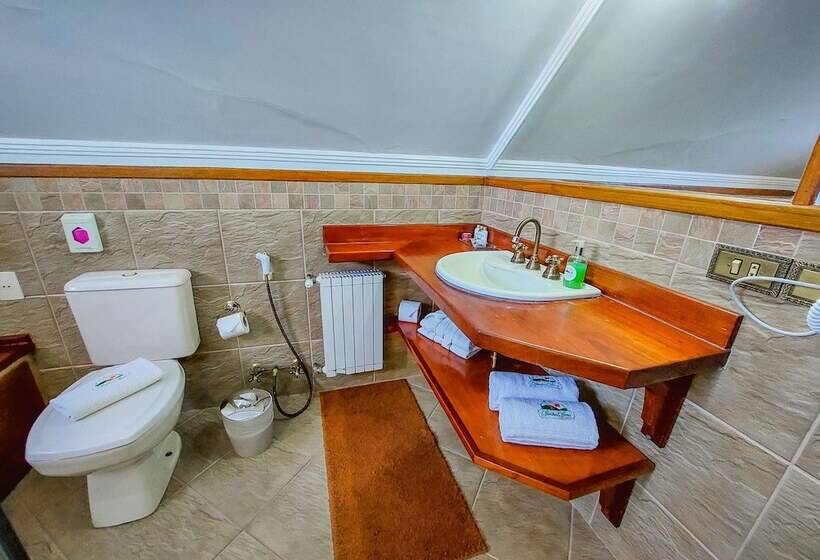 ユースホステル Pousada Victoria Villa By Nacional Inn   A 800 Metros Da Vila Capivari