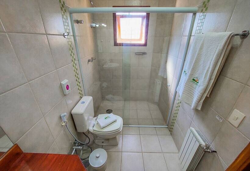 ユースホステル Pousada Victoria Villa By Nacional Inn   A 800 Metros Da Vila Capivari