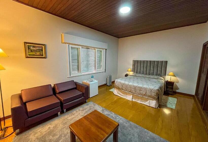 ユースホステル Pousada Victoria Villa By Nacional Inn   A 800 Metros Da Vila Capivari