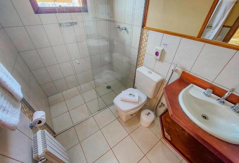 ユースホステル Pousada Victoria Villa By Nacional Inn   A 800 Metros Da Vila Capivari