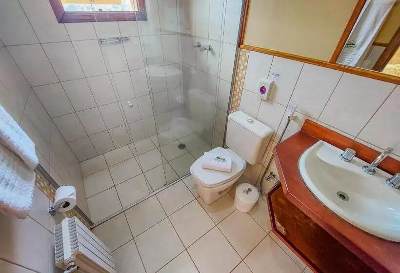 Albergue Pousada Victoria Villa By Nacional Inn A 800 Metros Da Vila Capivari - Campos do Jordão