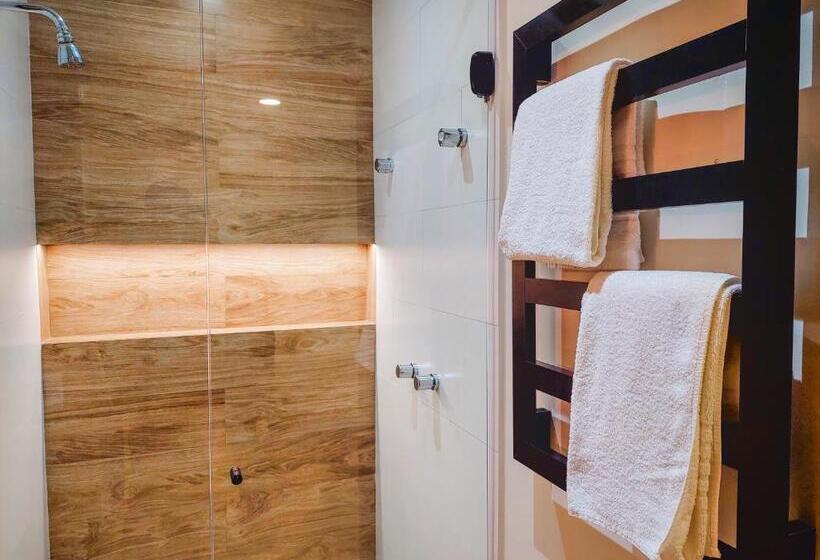 ユースホステル Pousada Victoria Villa By Nacional Inn   A 800 Metros Da Vila Capivari