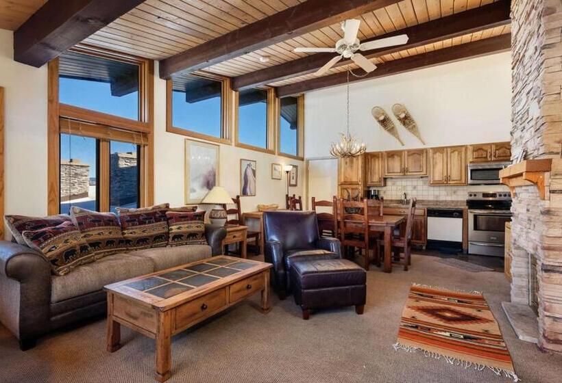 Aspenwood Coraltree Residence Collection