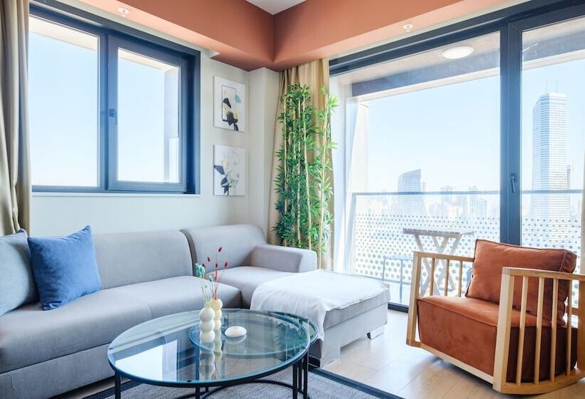 Roya Nova Residence By Newinn