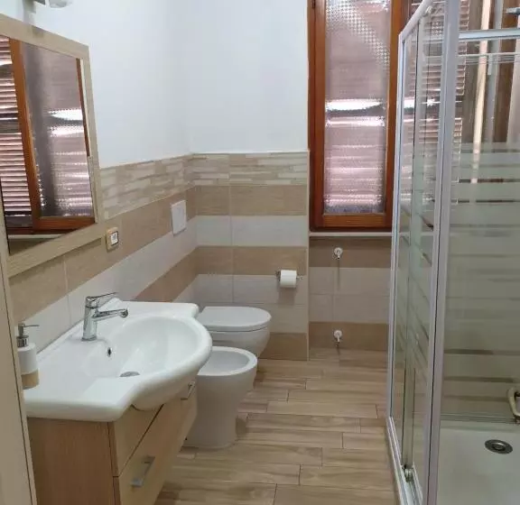 تختخواب و صبحانه Guest House Tra Rocce E Mare