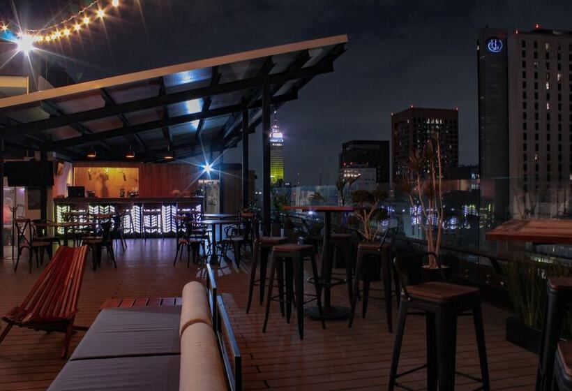 هتل B Urban Xaman By Fontán Reforma