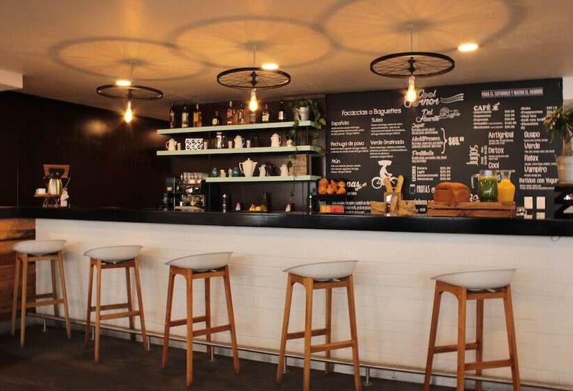 هتل B Urban Xaman By Fontán Reforma