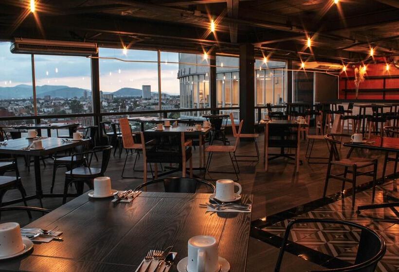 هتل B Urban Xaman By Fontán Reforma