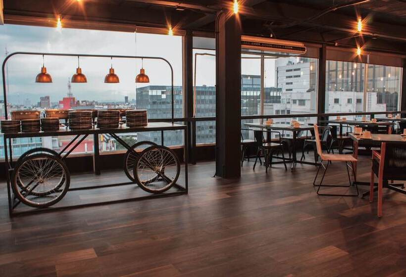 هتل B Urban Xaman By Fontán Reforma