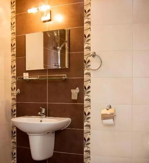 Hotelli Ivatea Family