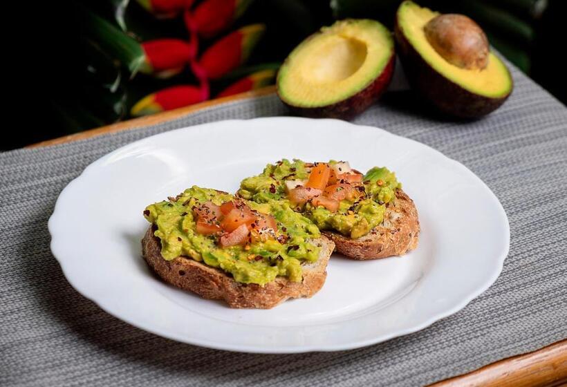 Panglao Chocolate Hills Hostel And Resort