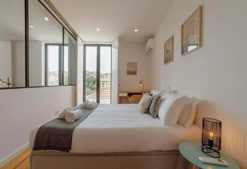 Courtyard Oporto Design Apartments By Vacationy