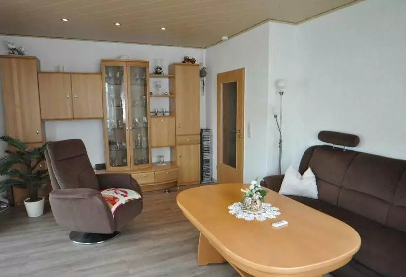 Ferienhaus Casjen 65345