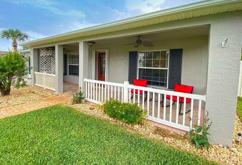 Newly Furnished/ Heated Pool/ Game Room/ 10 Mins To Beach