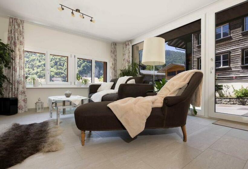 Bärghäsli Im Beo Als Basis Im Wintersportgebiet