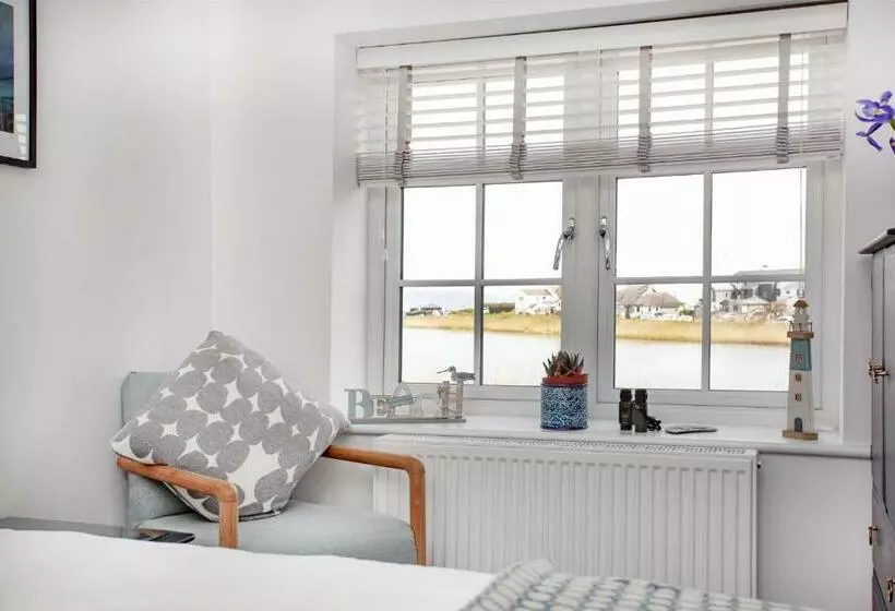 Bumble Cottage, Torcross