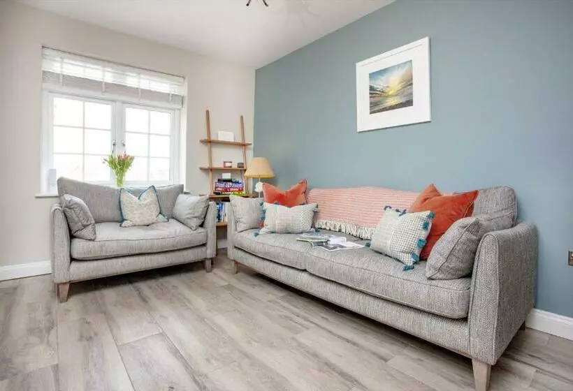 Bumble Cottage, Torcross