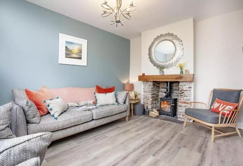 Bumble Cottage, Torcross