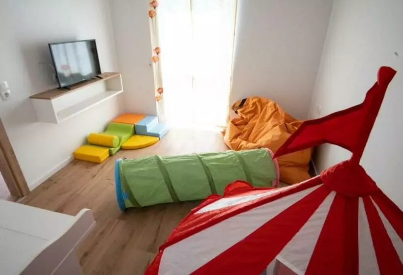 Family Xl  Bungalows