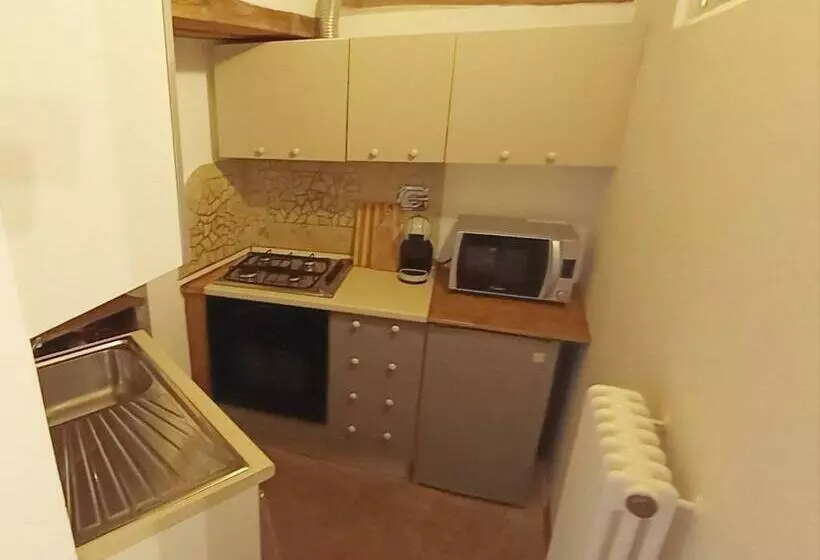 Casa Vacanze Castiglione   4 Posti Letto