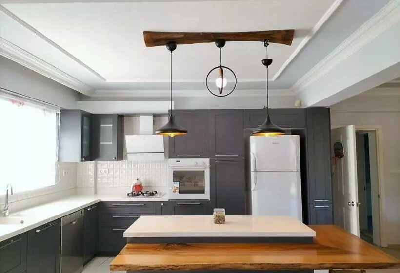 Köyceğiz De Bağımsız Havuzlu Lüks Villa: Bülbül