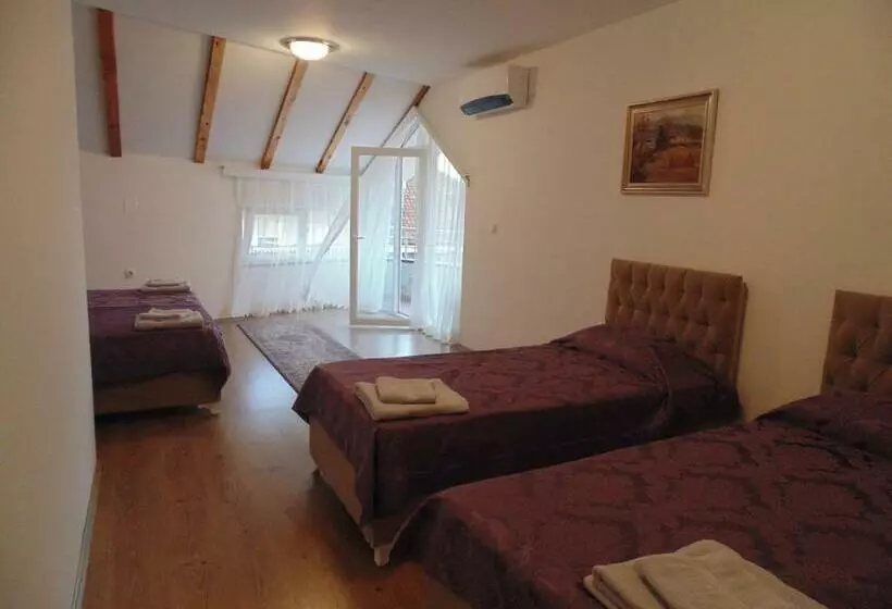 Vila Sofra